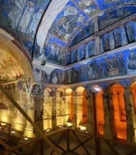 Explorer les églises rupestres