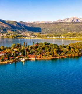 L'île de Notre-Dame de la Miséricorde (Ostrvo Cvijeća)