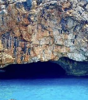 La grotte bleue (Plava Špilja)
