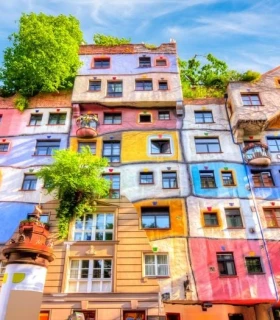 La Maison de Hundertwasser