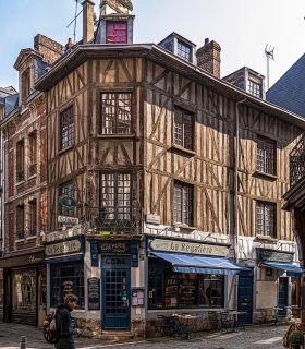 Parcourez la ville de Rouen