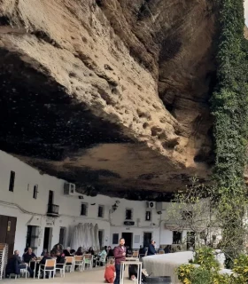 Setenil de las bodegas