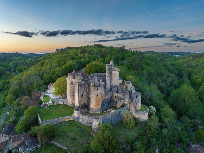 Le château de Bonaguil (Saint-Front-sur-Lémance, Nouvelle-Aquitaine)