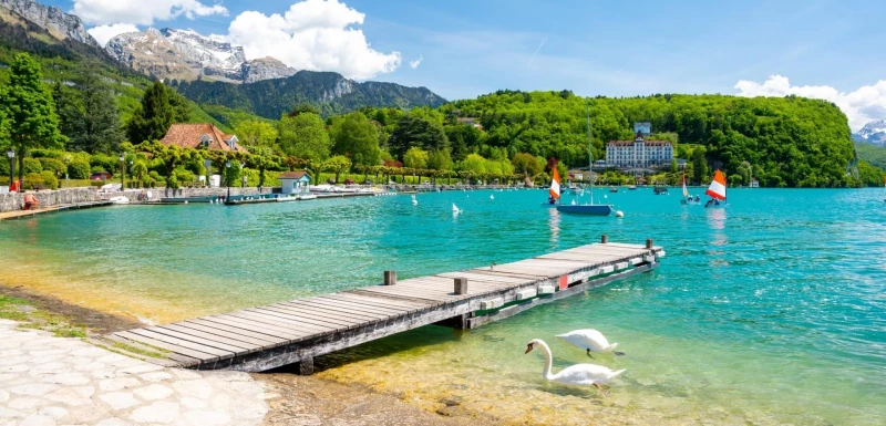 The beaches of Annecy