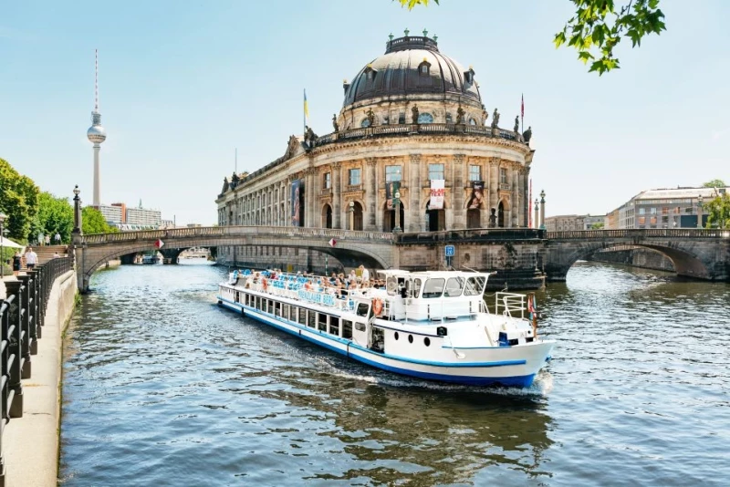 Cruise on the Spree River, Berlin, Germany