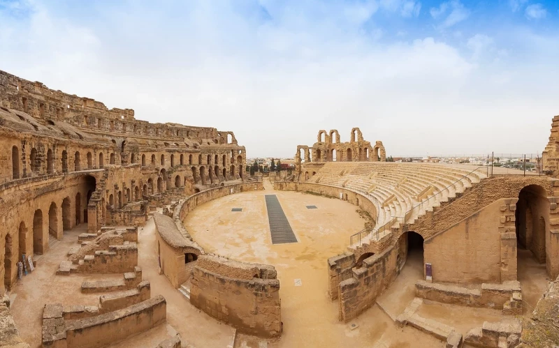 El Djem: The Roman amphitheater, Archaeological remains present in Tunisia, Tunisia