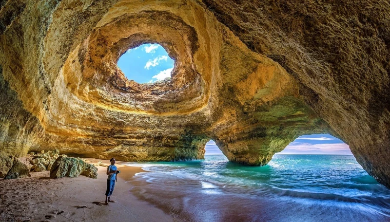 Explore sea caves, Algarve, Portugal