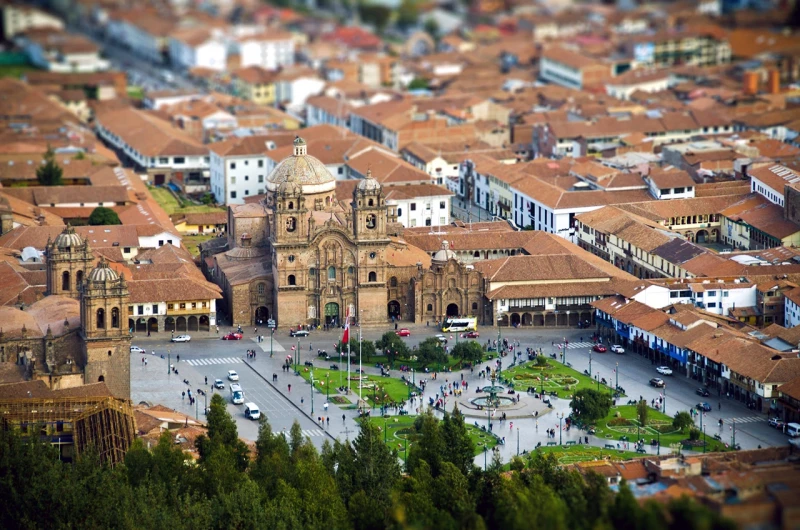 La Place d’Armes, Cuzco, Pérou