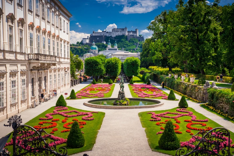 Mirabell Palace and its gardens, Salzbourg, Austria