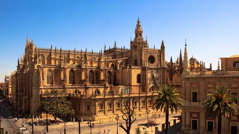 Visit Seville Cathedral and the Giralda