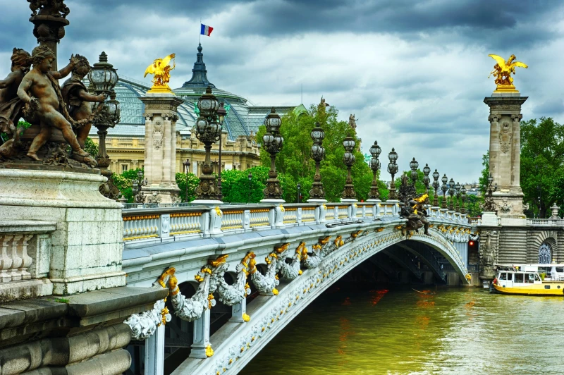 Pont Alexandre-III, Paris, France