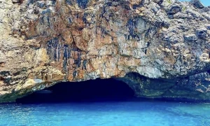La grotte bleue (Plava Špilja), Tivat, Monténégro