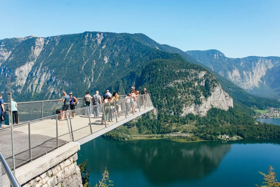 Monter au Skywalk de Hallstatt