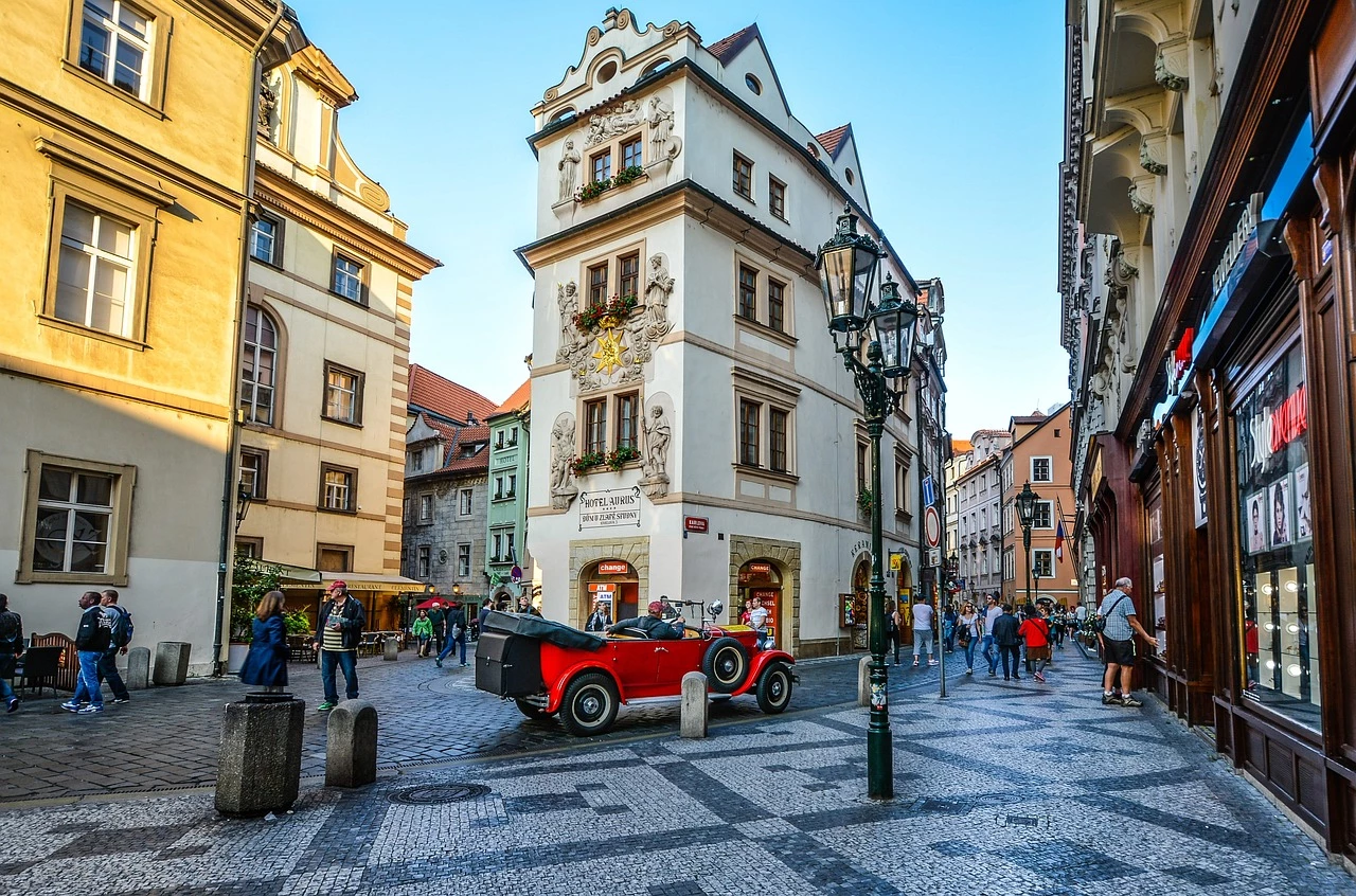 Stroll through the Old Town (Staré Město)
