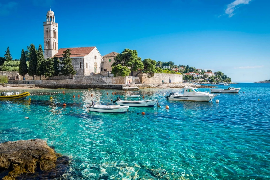 Visitez Stari Grad