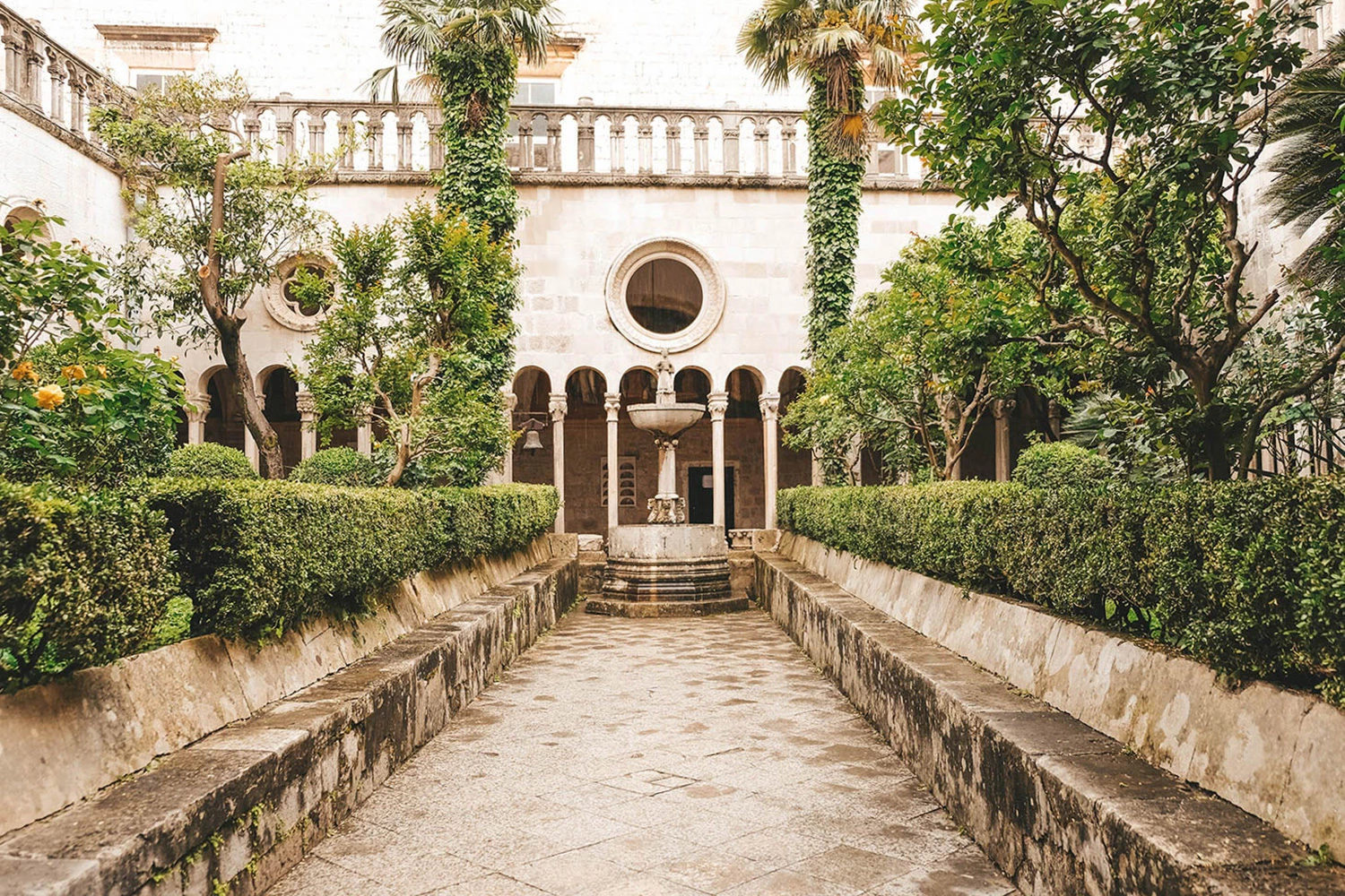 Le Monastère Franciscain