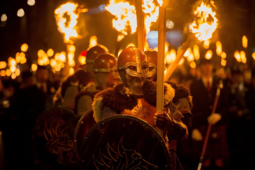 Édimbourg, Écosse : Hogmanay, Une Fête Riche en Traditions