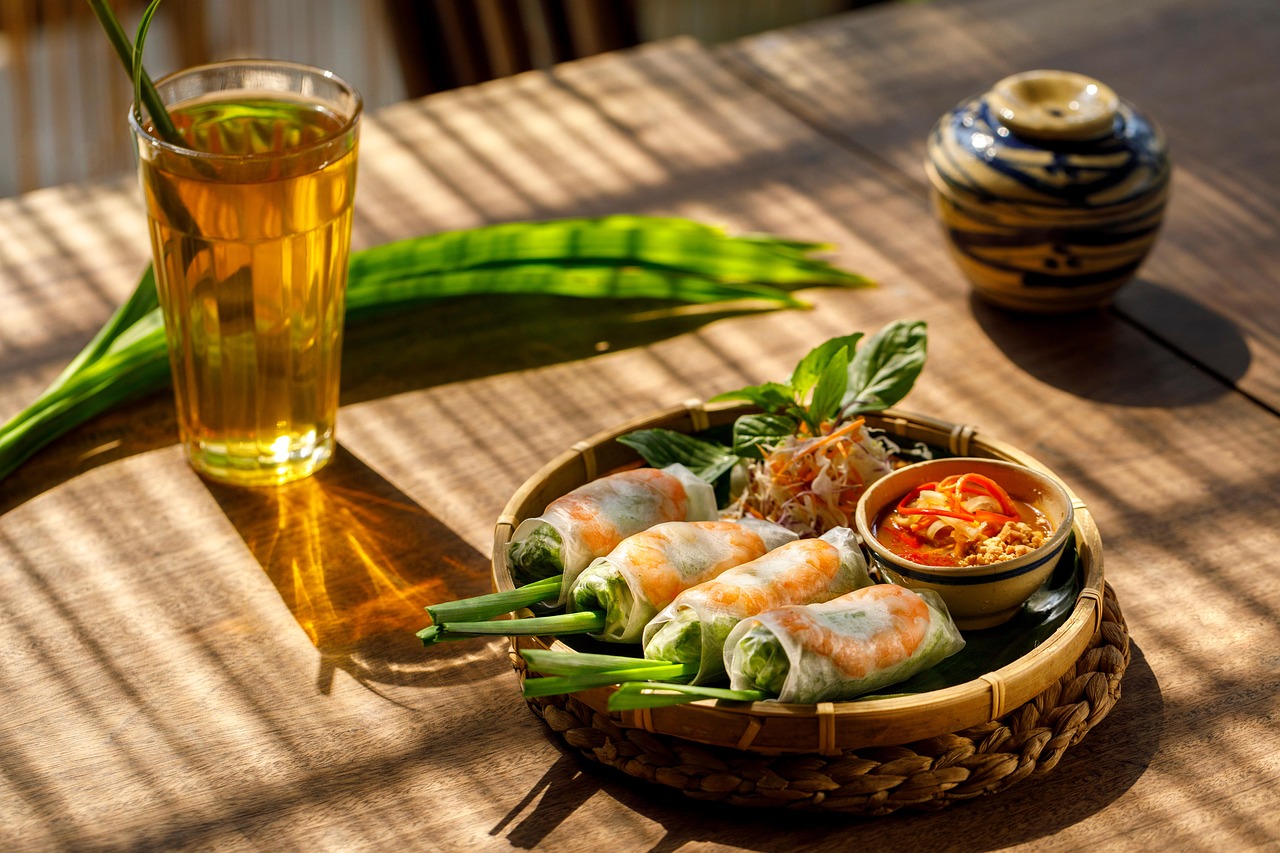 Vietnamese Cooking Class Aboard a Junk