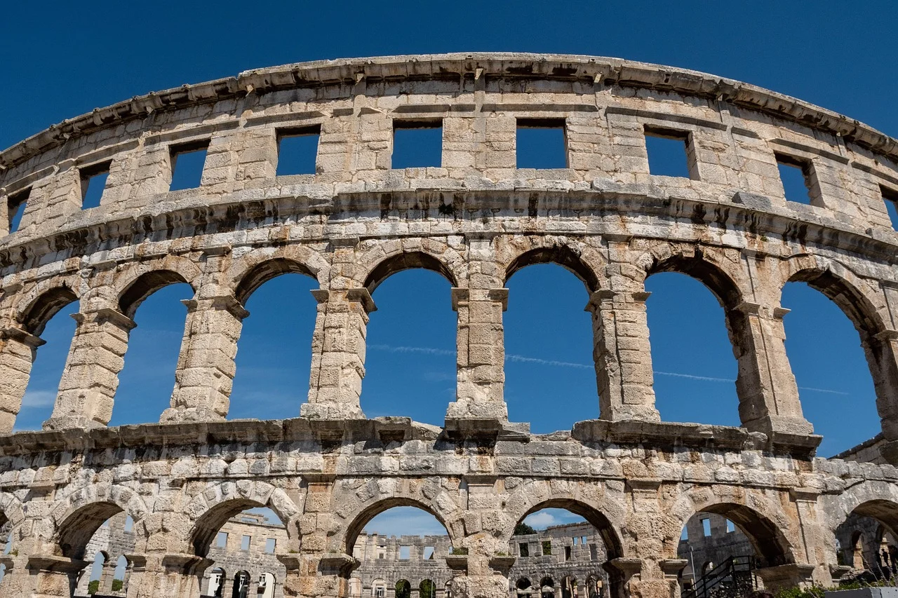 Amphithéâtre de Pula