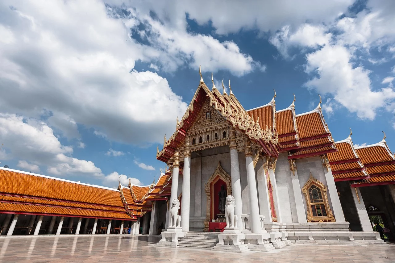 Wat Benchamabophit (Marble Temple)