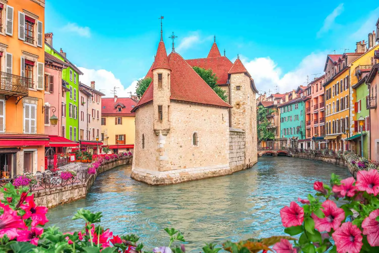 La Fête du Lac d’Annecy : Un Spectacle Éblouissant au Cœur des Alpes Françaises