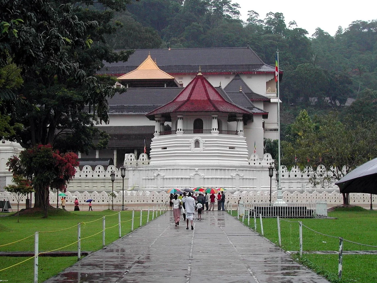 Kandy and the Temple of the Tooth