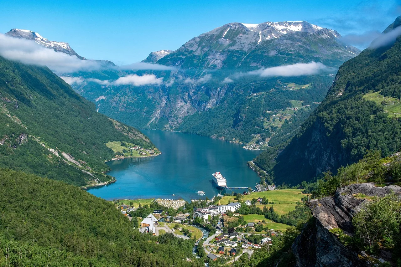 Croisière du Nærøyfjord et retour en Flåmsbana